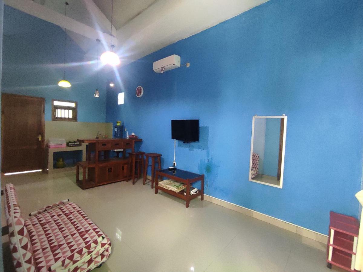 Arumdalu Homestay - Family House *